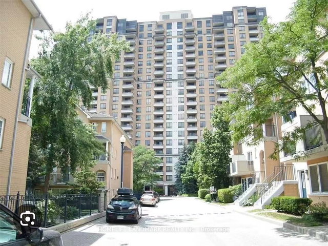 806 - 18 Sommerset Way