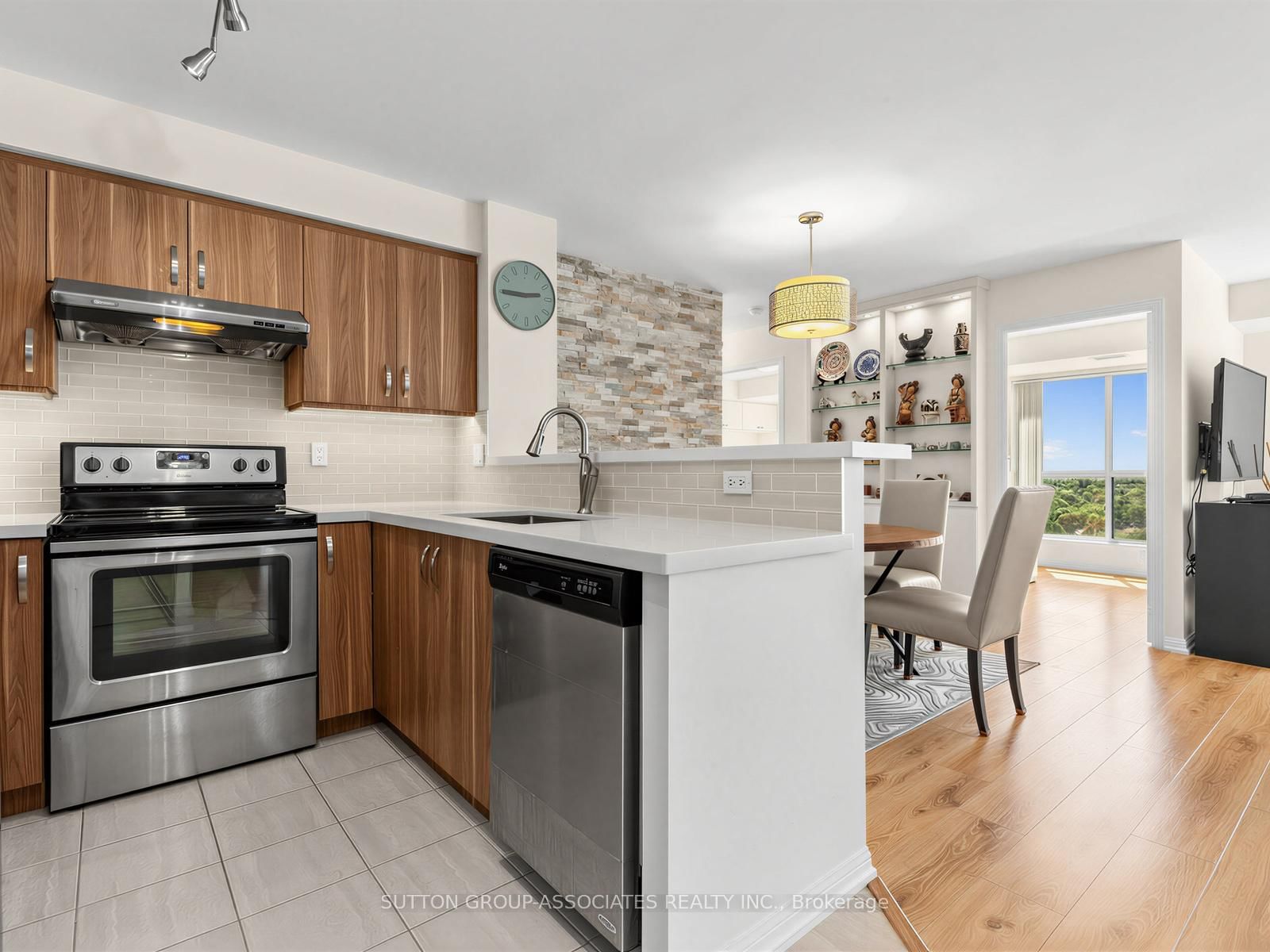1706-23 Lorraine Drive, Toronto, ON, photo 4