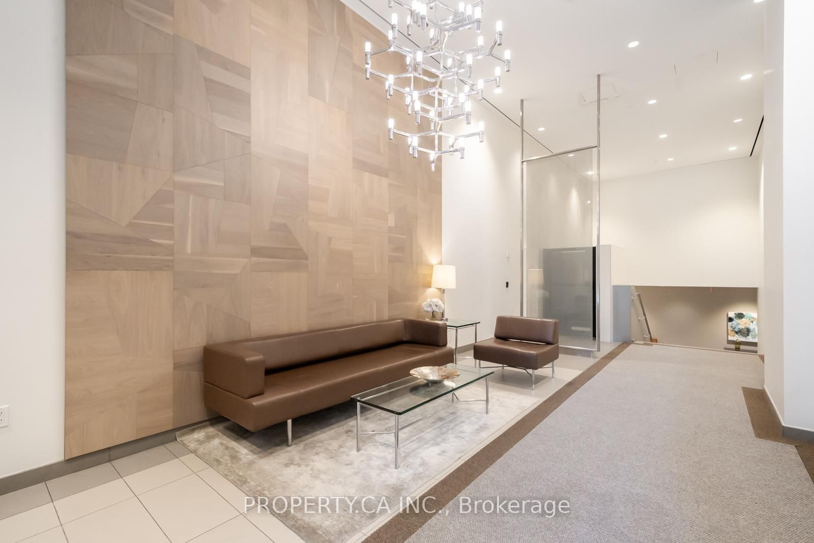 55a Avenue Road, Unit 606 - Photo 19