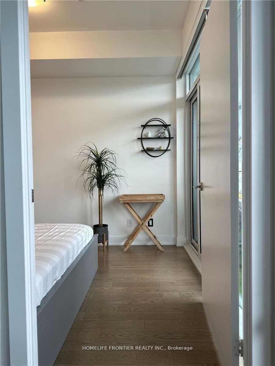 181 Bedford Road, Unit 2001 - Photo 10