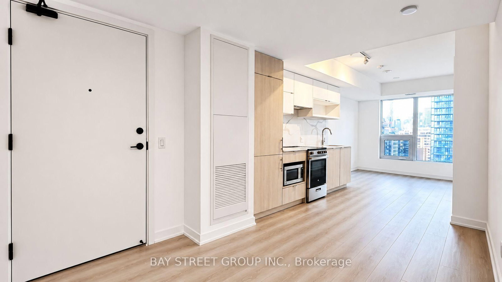 100 Queen Street E, Unit 1817 - Photo 4