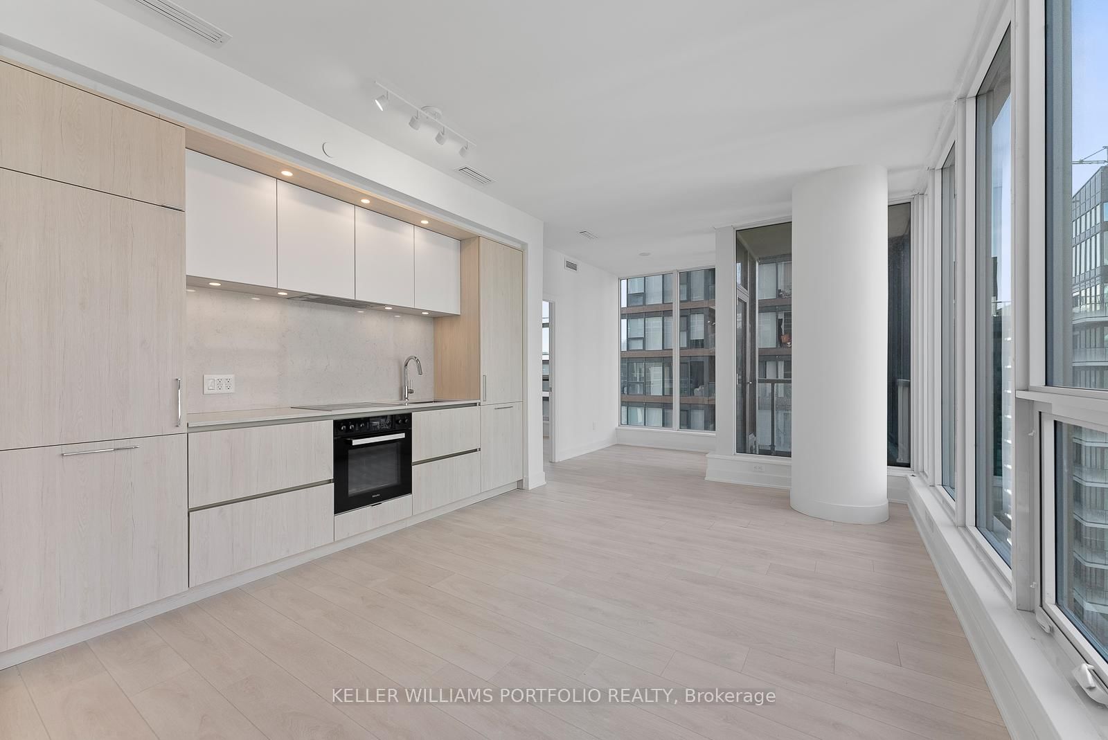 35 Mercer Street, Unit 3910 - Photo 8