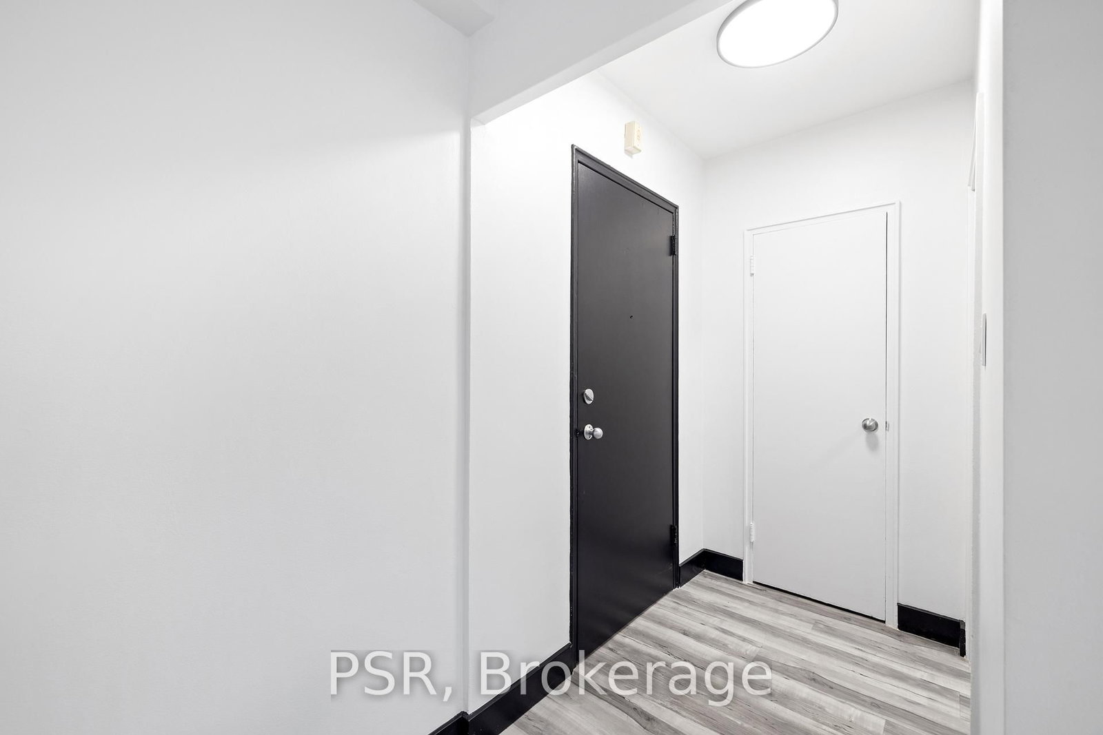 600 Eglinton Avenue W, Unit 609 - Photo 3