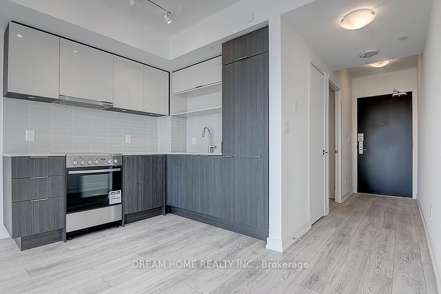 159 Wellesley Street E, Unit 3304 - Photo 7