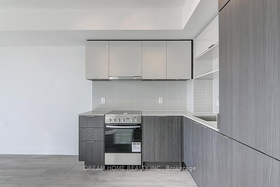 159 Wellesley Street E, Unit 3304 - Photo 8