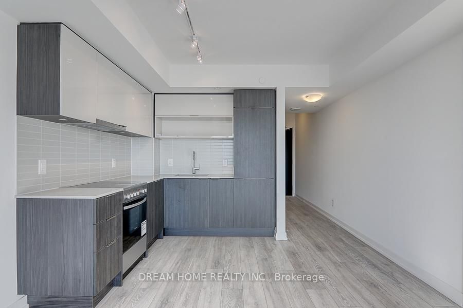 159 Wellesley Street E, Unit 3304 - Photo 9