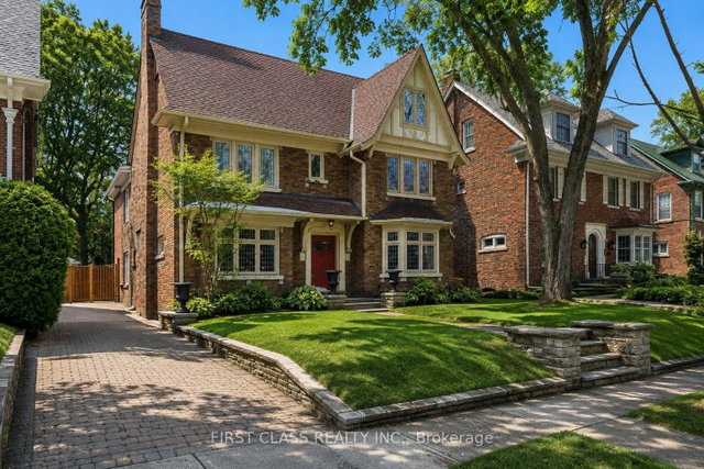 80 Douglas Drive