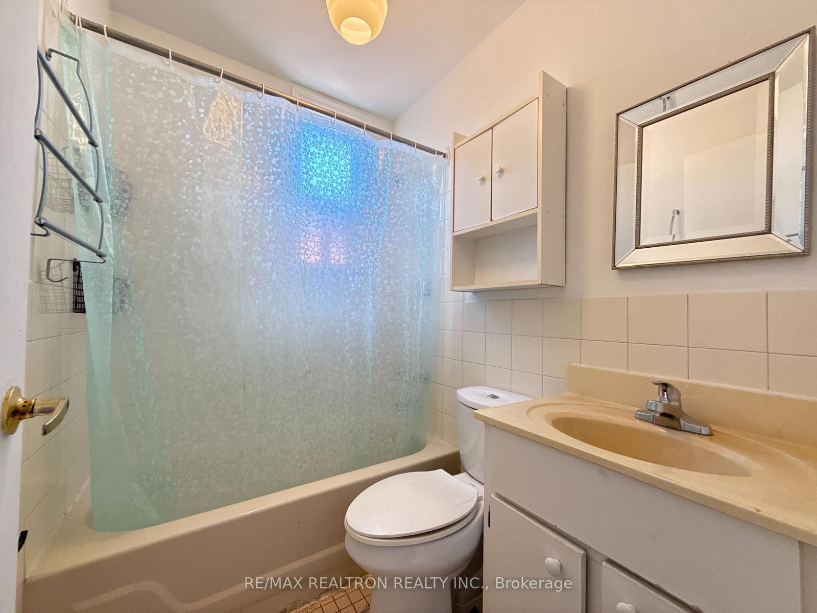 399 Brock Avenue • Toronto, ON photo 14