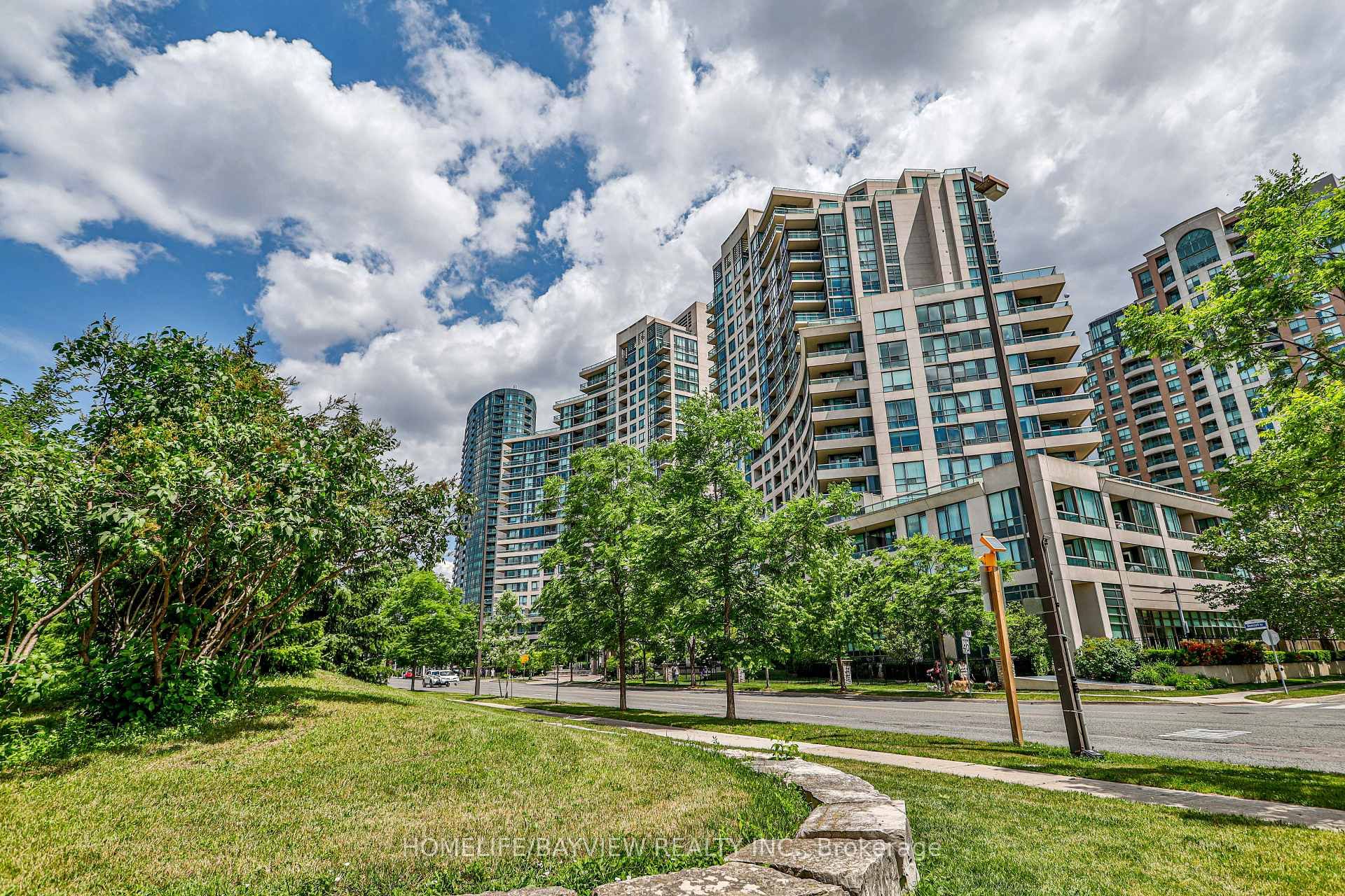 503 Beecroft Road, Unit LPH08