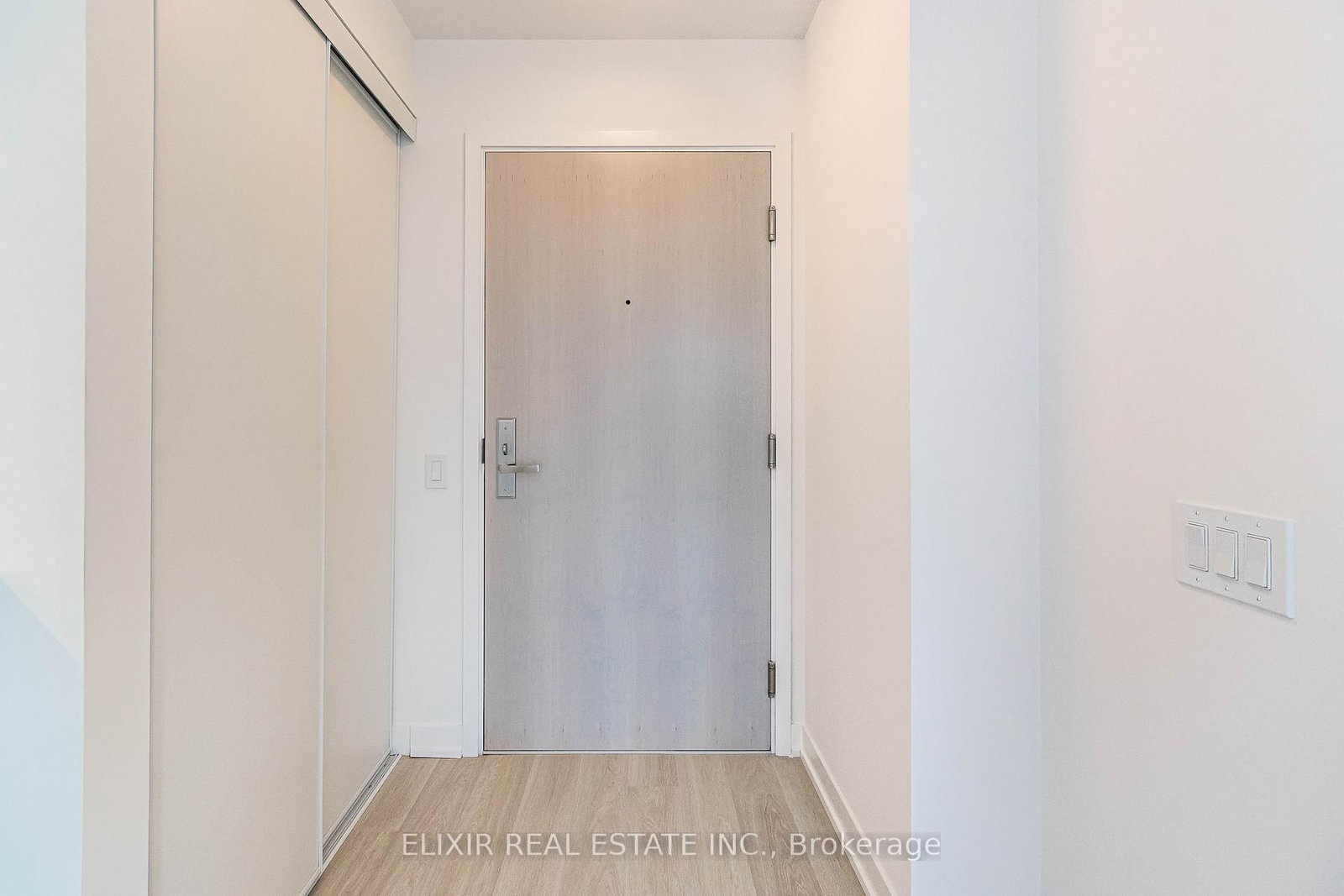 500 Wilson Avenue, Unit 214 - Photo 5
