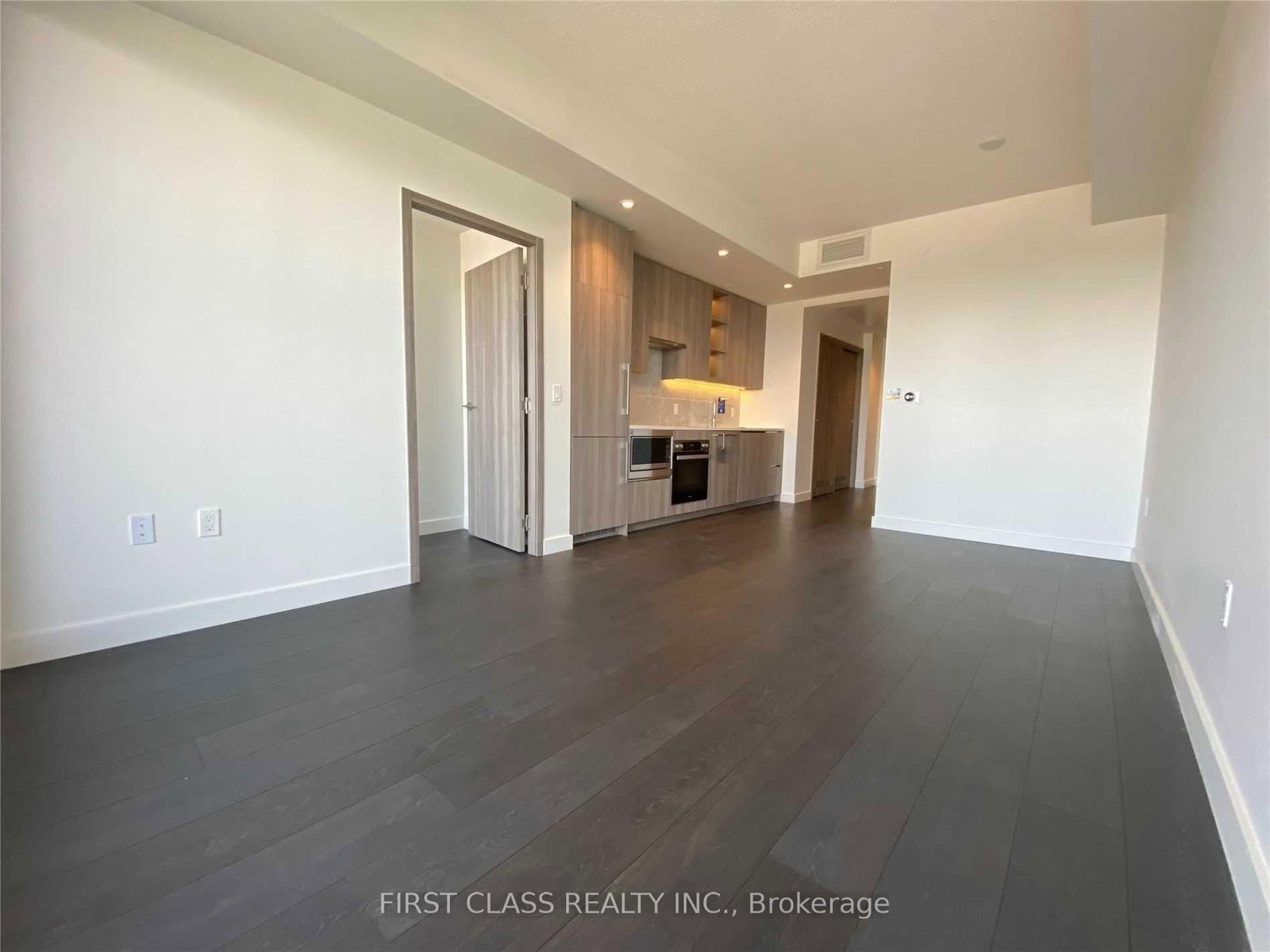 85 Mcmahon Drive, Unit 1811 - Photo 5
