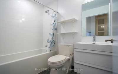 181 Bedford Road • #905 • Toronto, ON