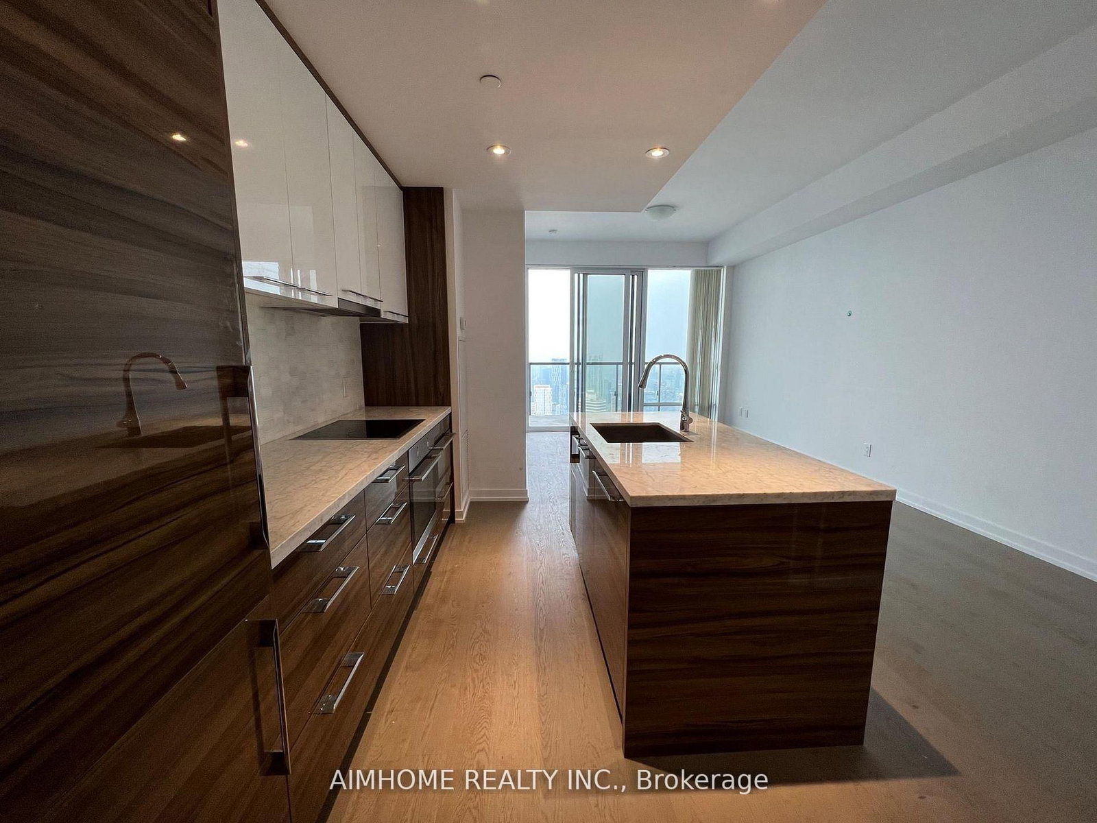 488 University Avenue, Unit 5003 - Photo 9