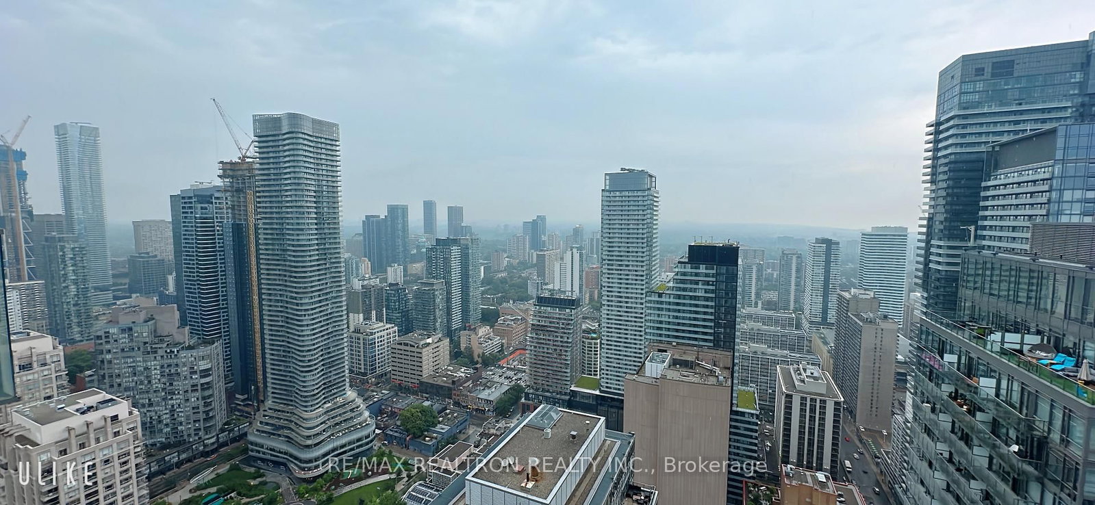 832 Bay Street, Unit 4707 - Photo 11