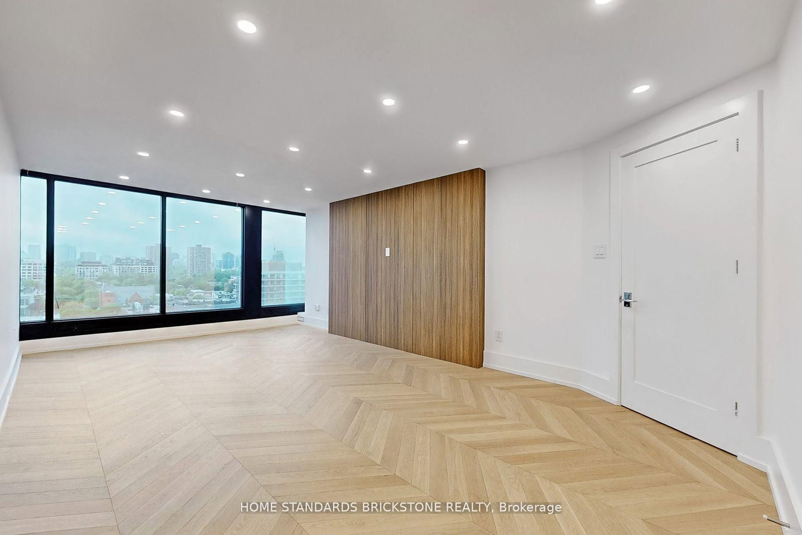 110 W Bloor Street • #1009 • Toronto, ON photo 18
