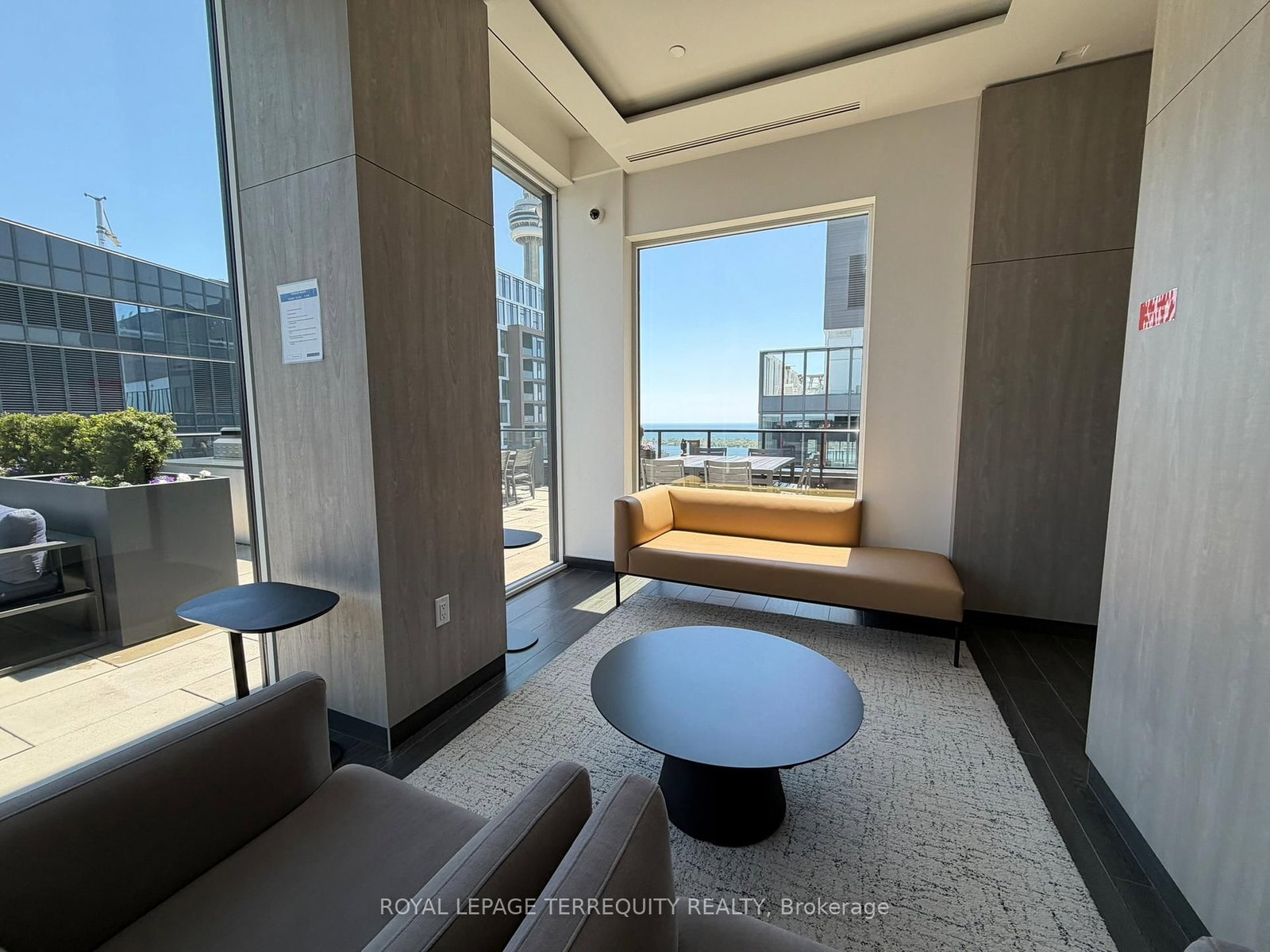 357 King Street W, Unit 3307 - Photo 15