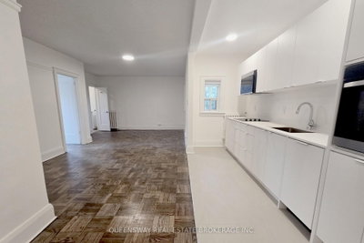 Unit 508 — 110 Wellesley Street E — photo 5