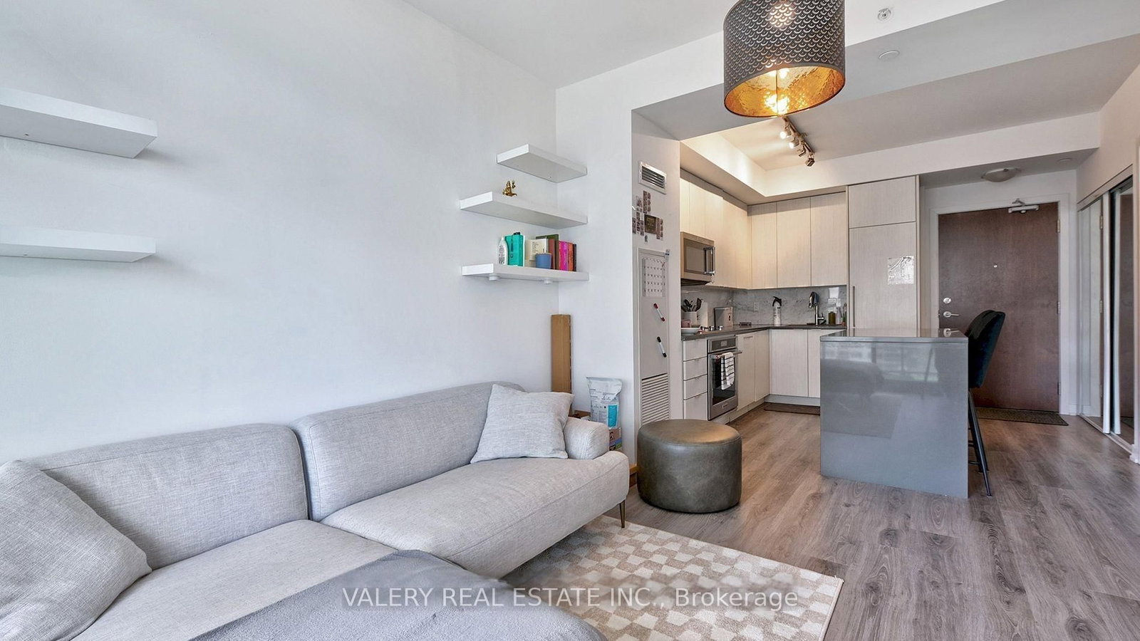 38 IANNUZZI Street W, Unit 1607 - Photo 5