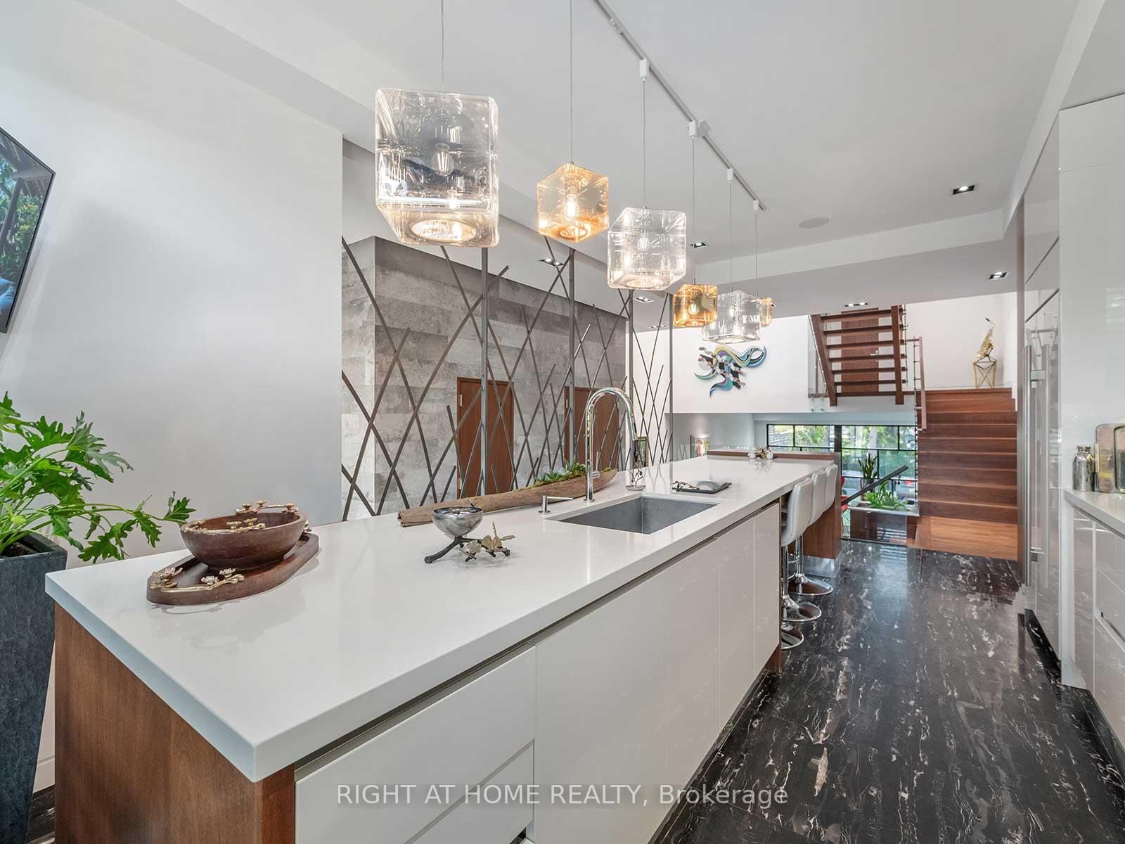 336 Melrose Avenue • Toronto, ON photo 17