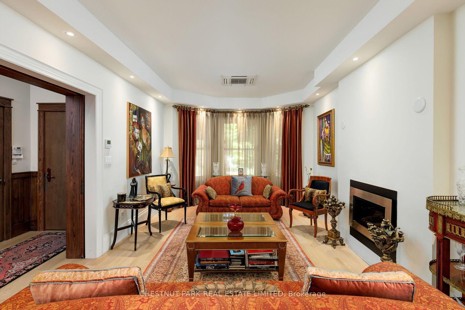 386 Palmerston Boulevard • Toronto, ON photo 11