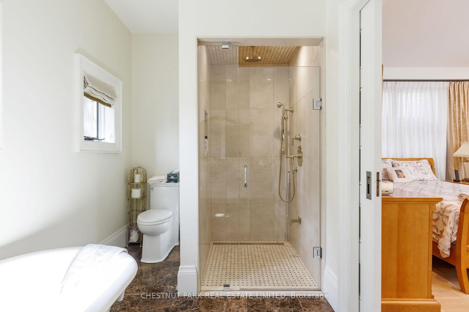 386 Palmerston Boulevard • Toronto, ON photo 19