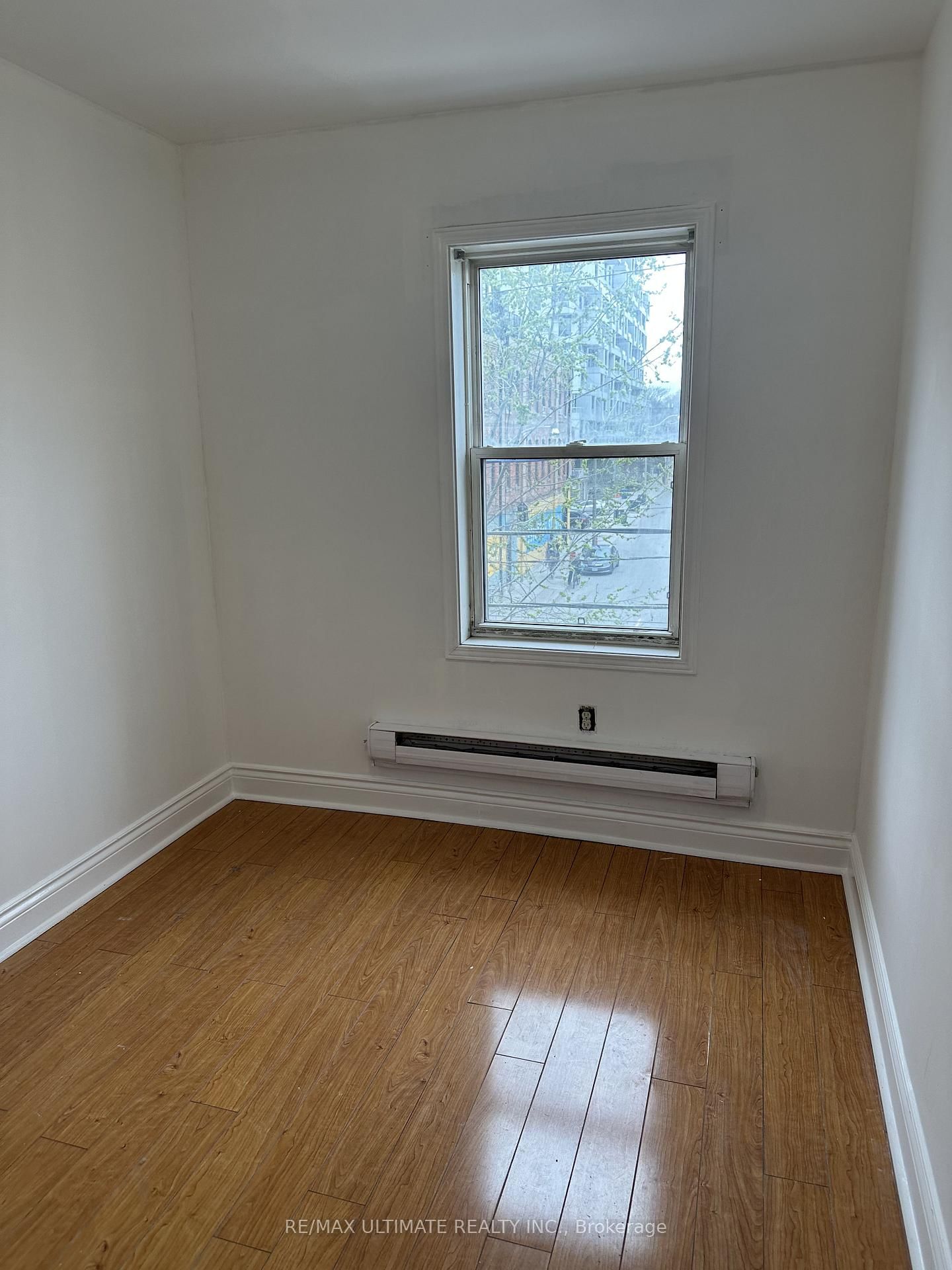 463 Queen Street W, Unit 3rd Floor - Photo 6