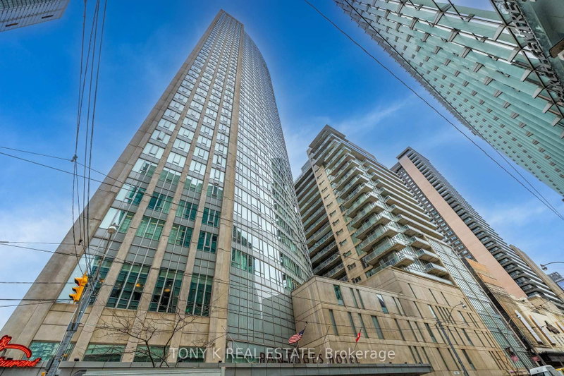2113 - 210 Victoria Street