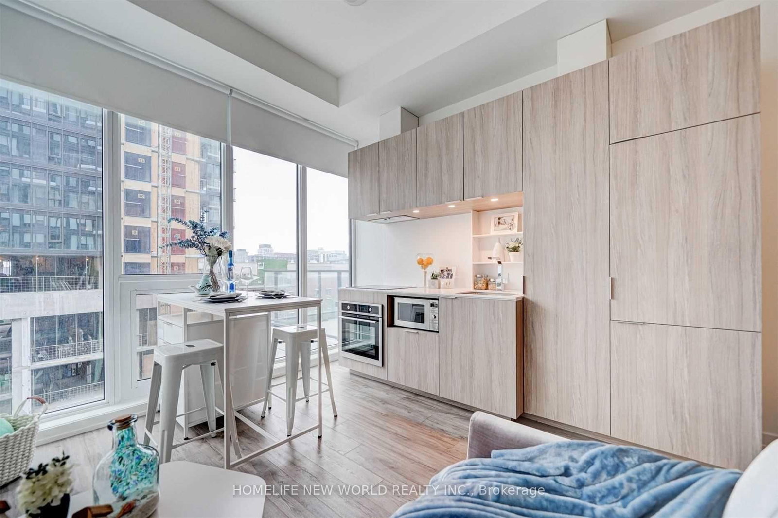 77 Shuter Street, Unit 909 - Photo 27