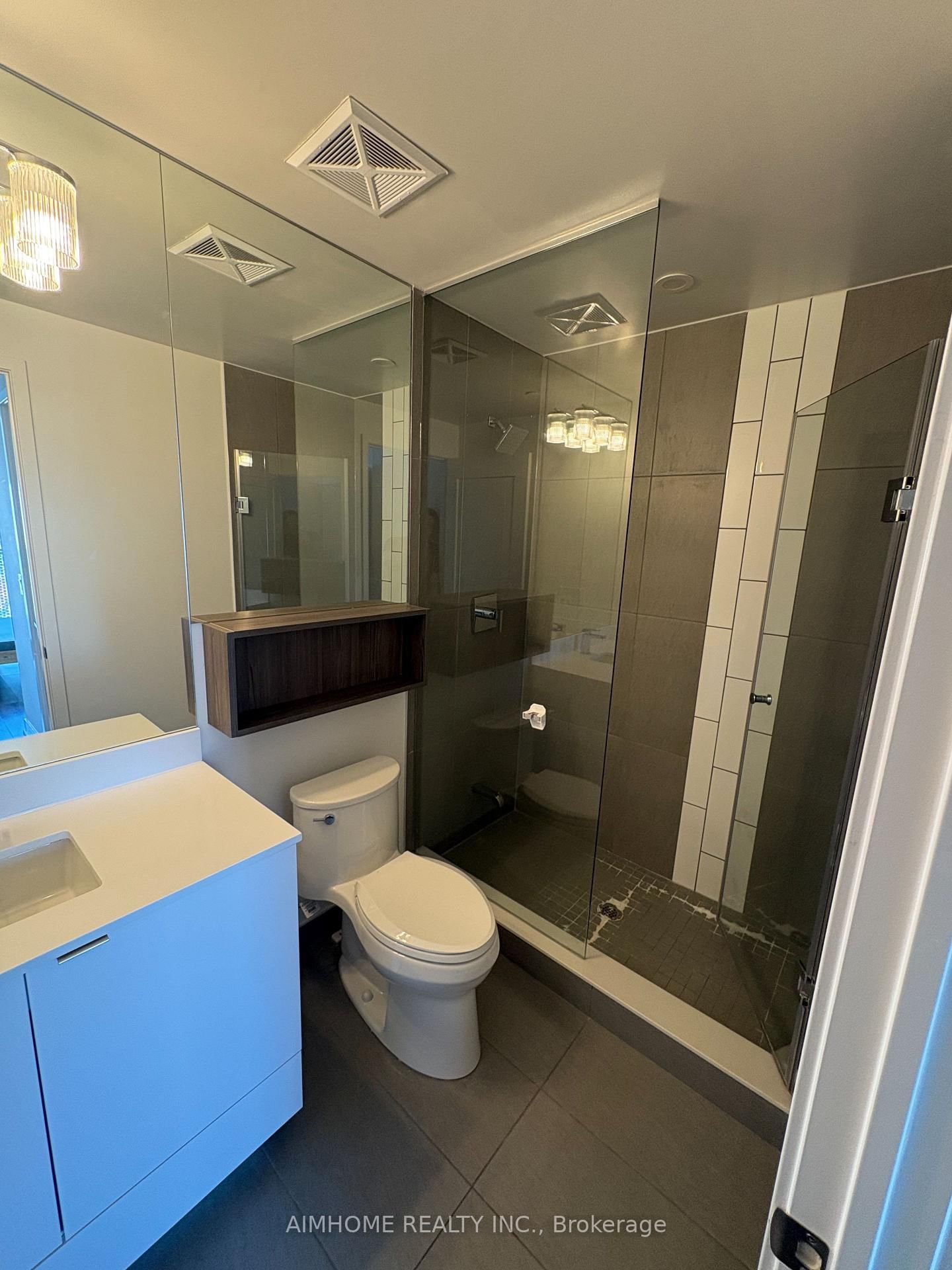 60 princess Street, Unit 1716 - Photo 7