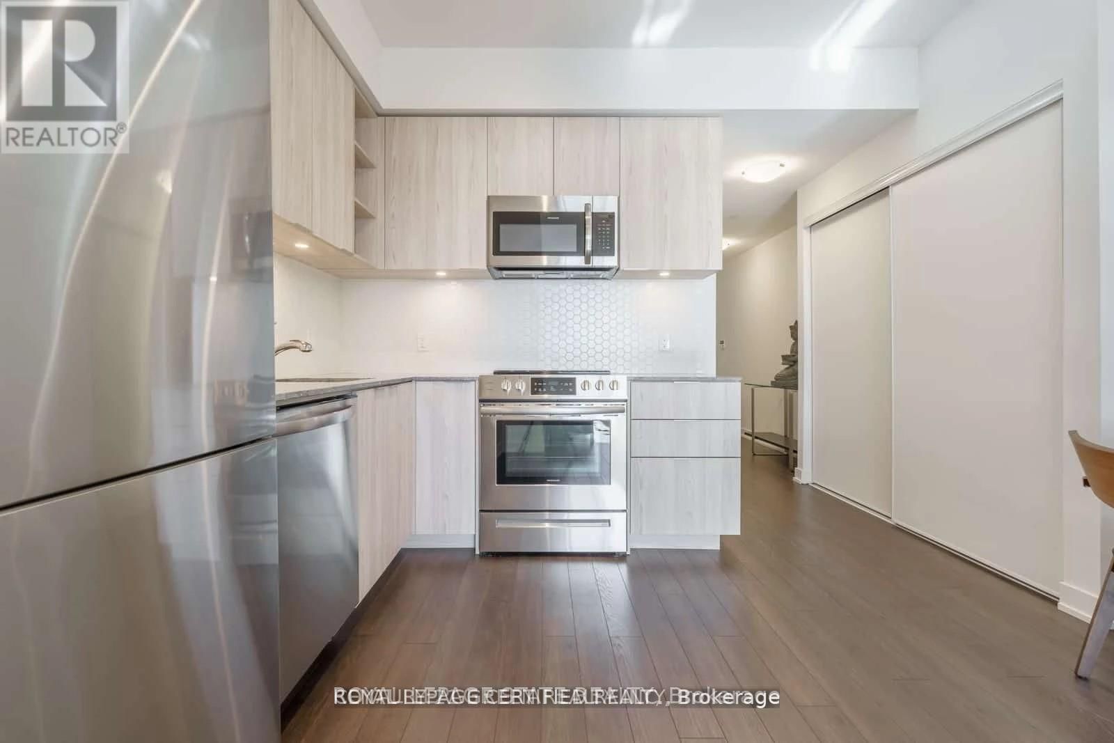 1112-30 Ordnance St, Toronto, view 10