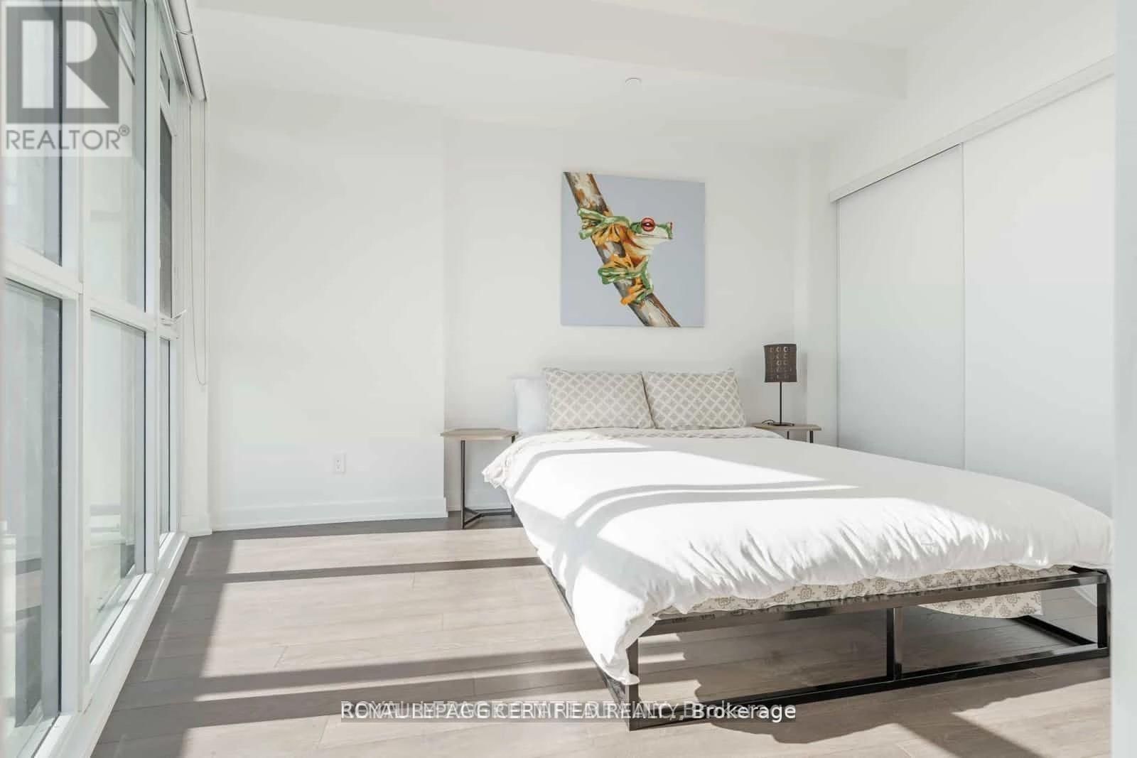 1112-30 Ordnance St, Toronto, view 13