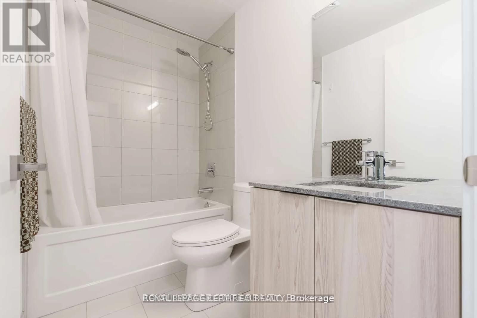 1112-30 Ordnance St, Toronto, view 15