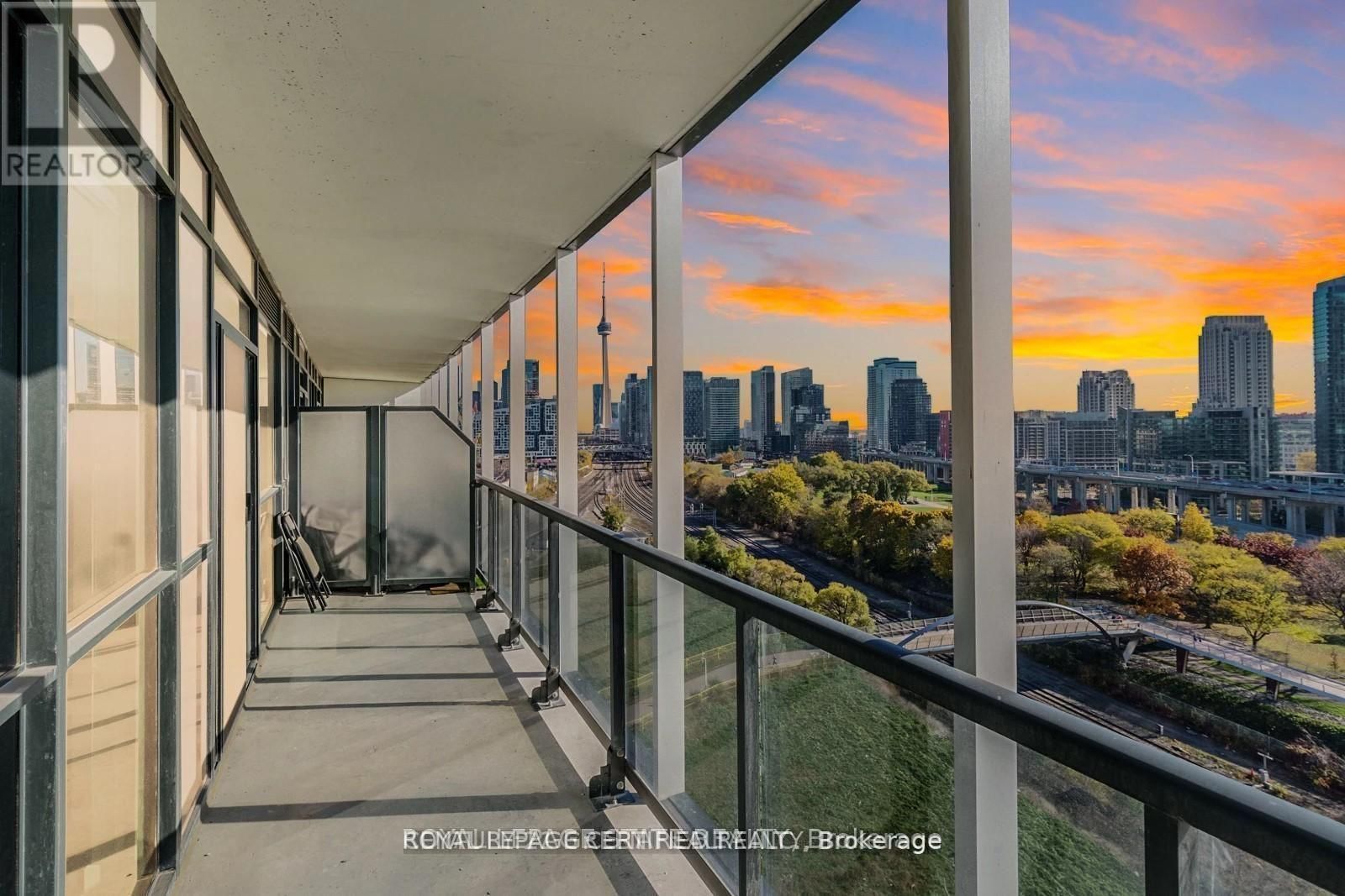 1112-30 Ordnance St, Toronto, view 18
