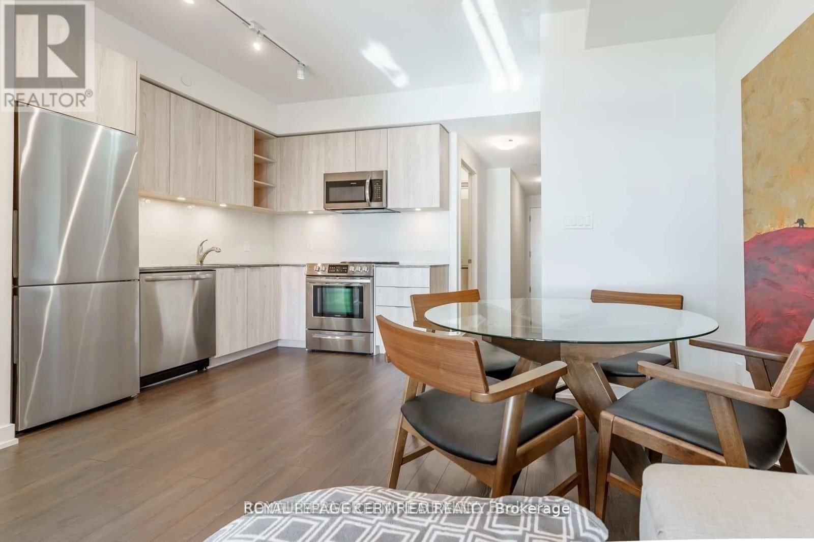 1112-30 Ordnance St, Toronto, view 8