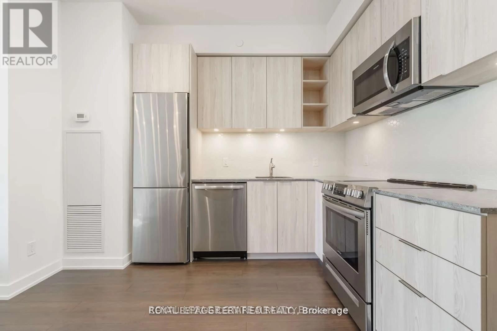 1112-30 Ordnance St, Toronto, view 9
