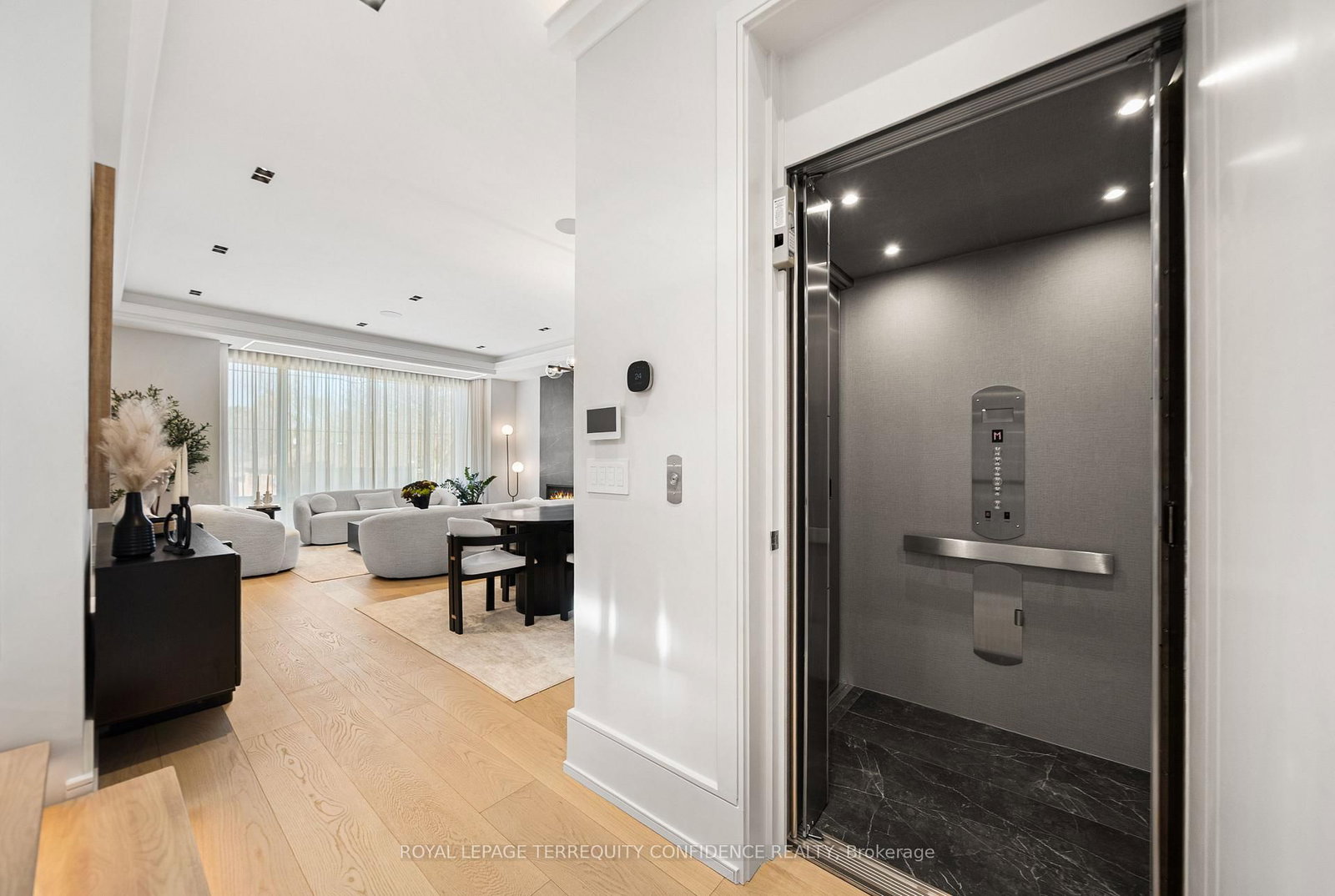 35 Nipigon Avenue • Toronto, ON photo 17