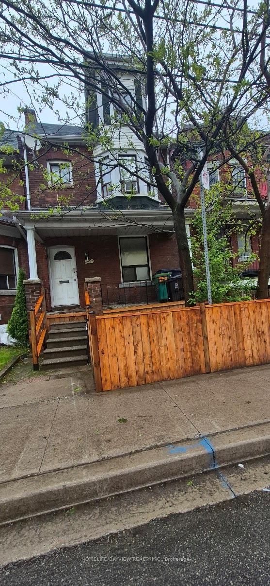 539 Lansdowne Avenue