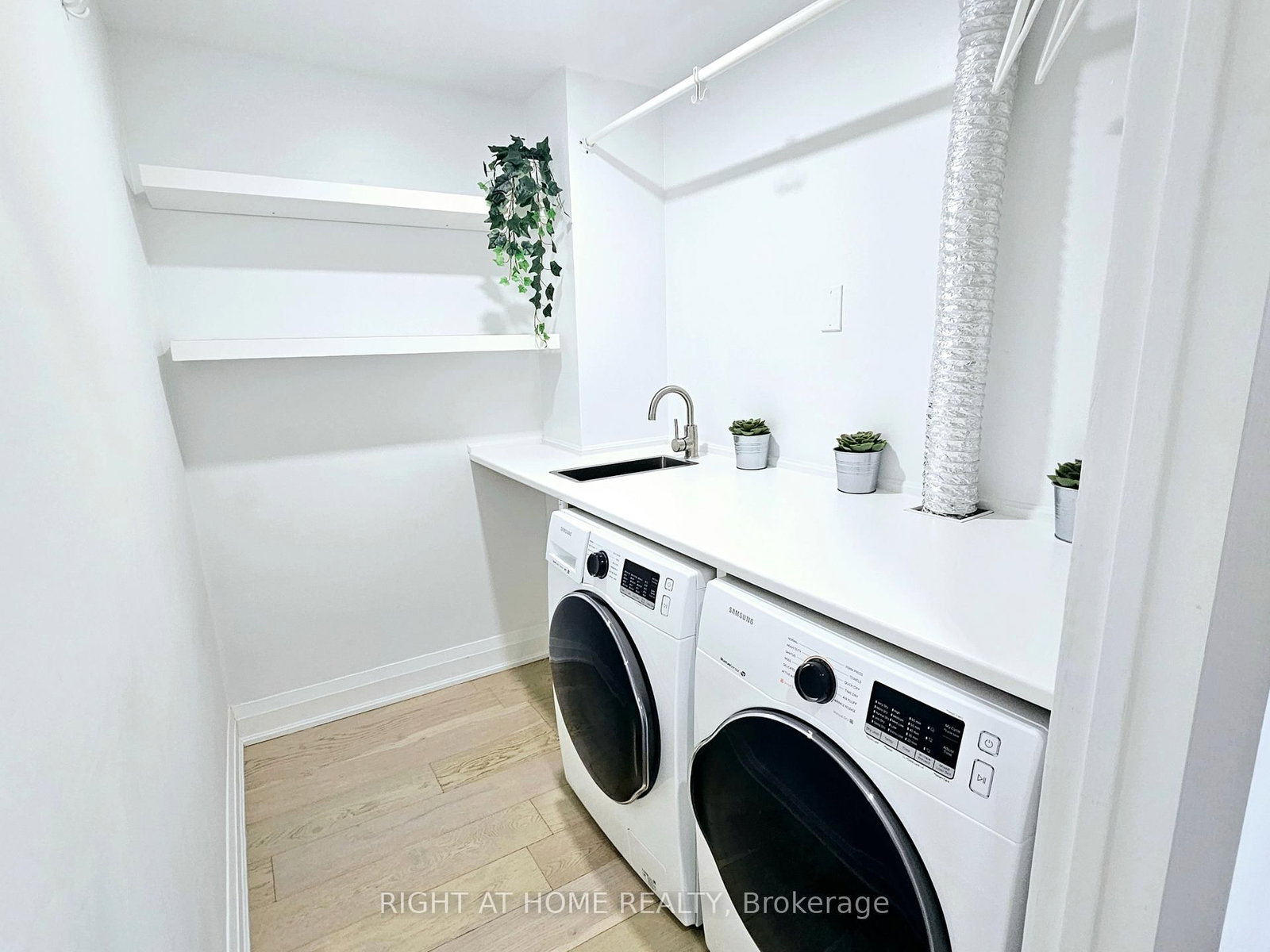 65 Harbour Square, Unit 3306 - Photo 16