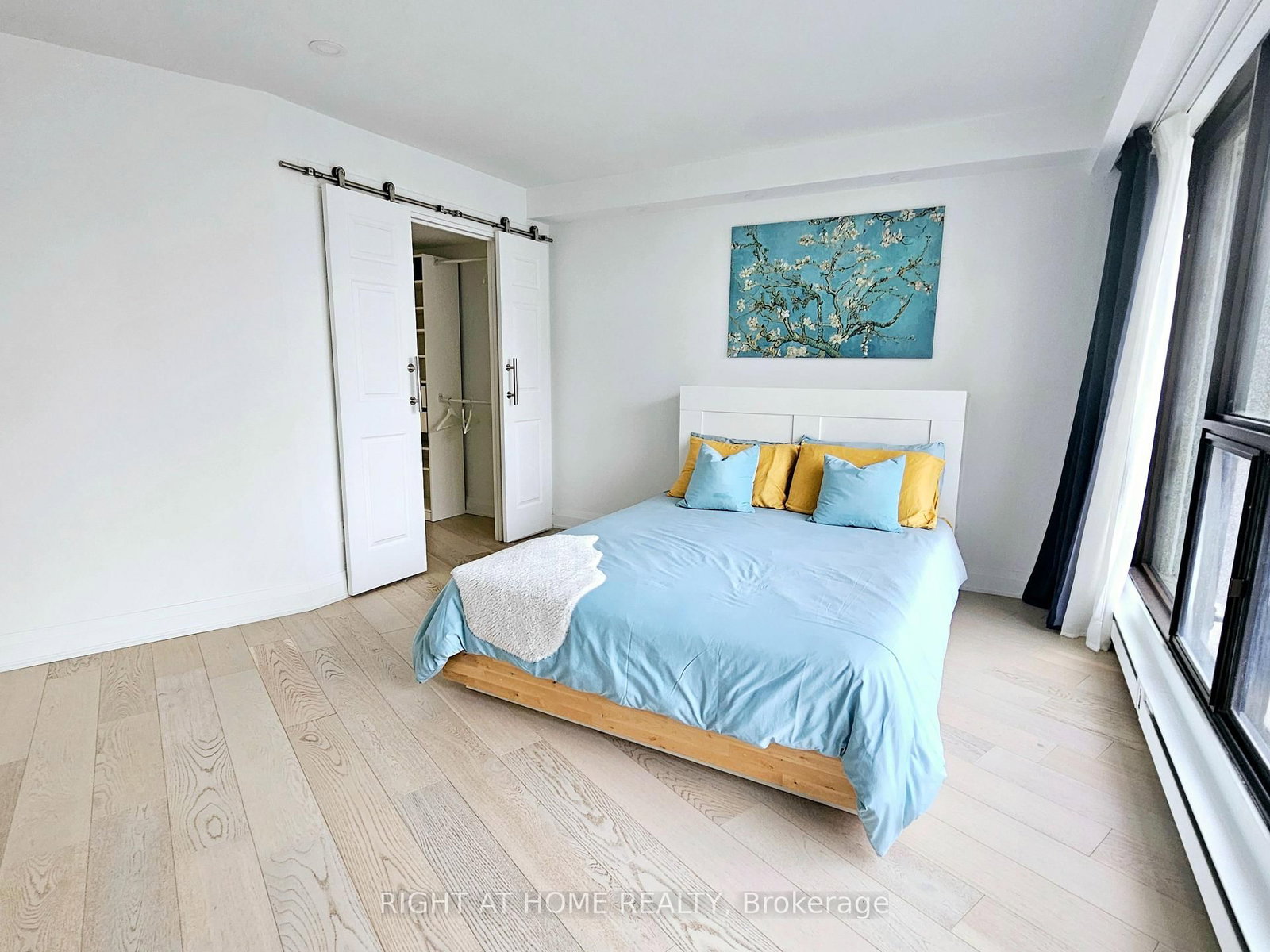 65 Harbour Square, Unit 3306 - Photo 8