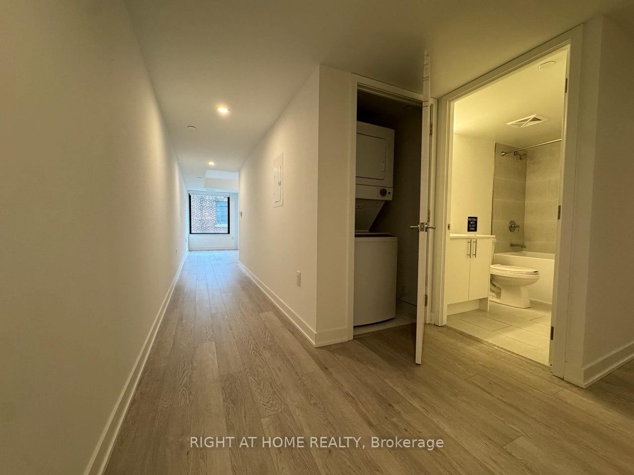3 Strathgowan Avenue, Unit 224 - Photo 13