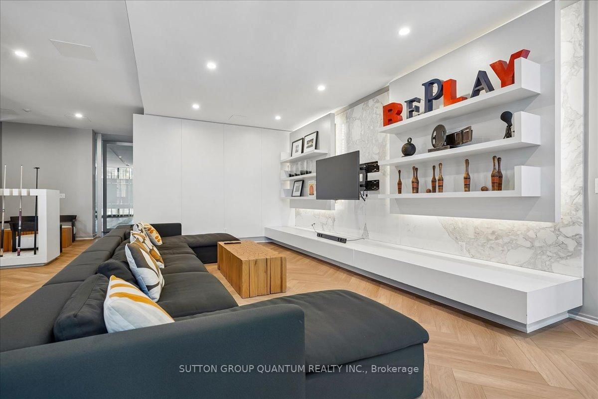 8 Charlotte Street • #404 • Toronto, ON photo 26