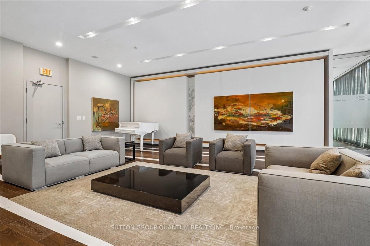8 Charlotte Street, Unit 404 - Photo 28