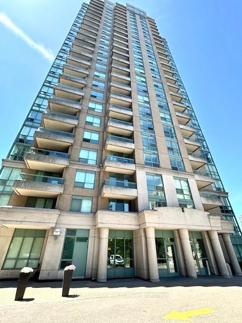 805-1 Pemberton Avenue, Toronto, ON