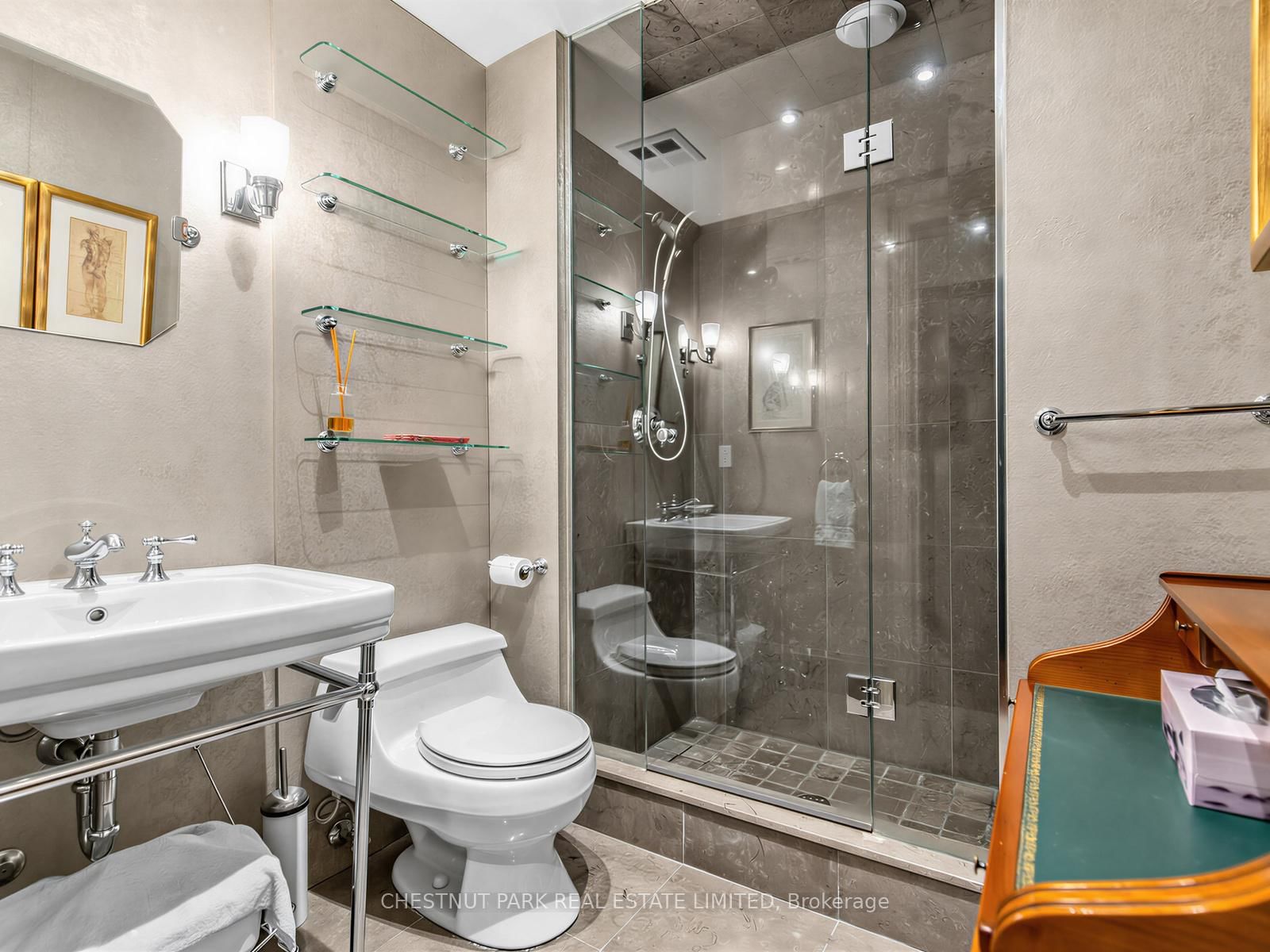33 Delisle Avenue, Unit 705 - Photo 18
