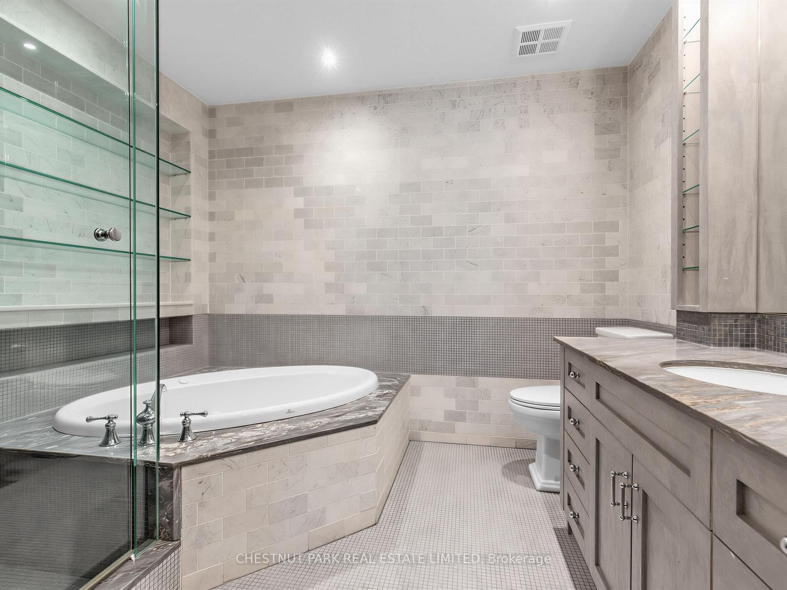 33 Delisle Avenue, Unit 705 - Photo 25