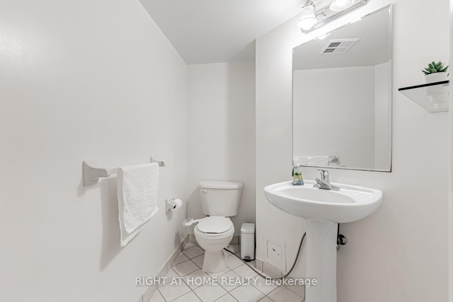 15 Northtown Way, Unit 1429 - Photo 18