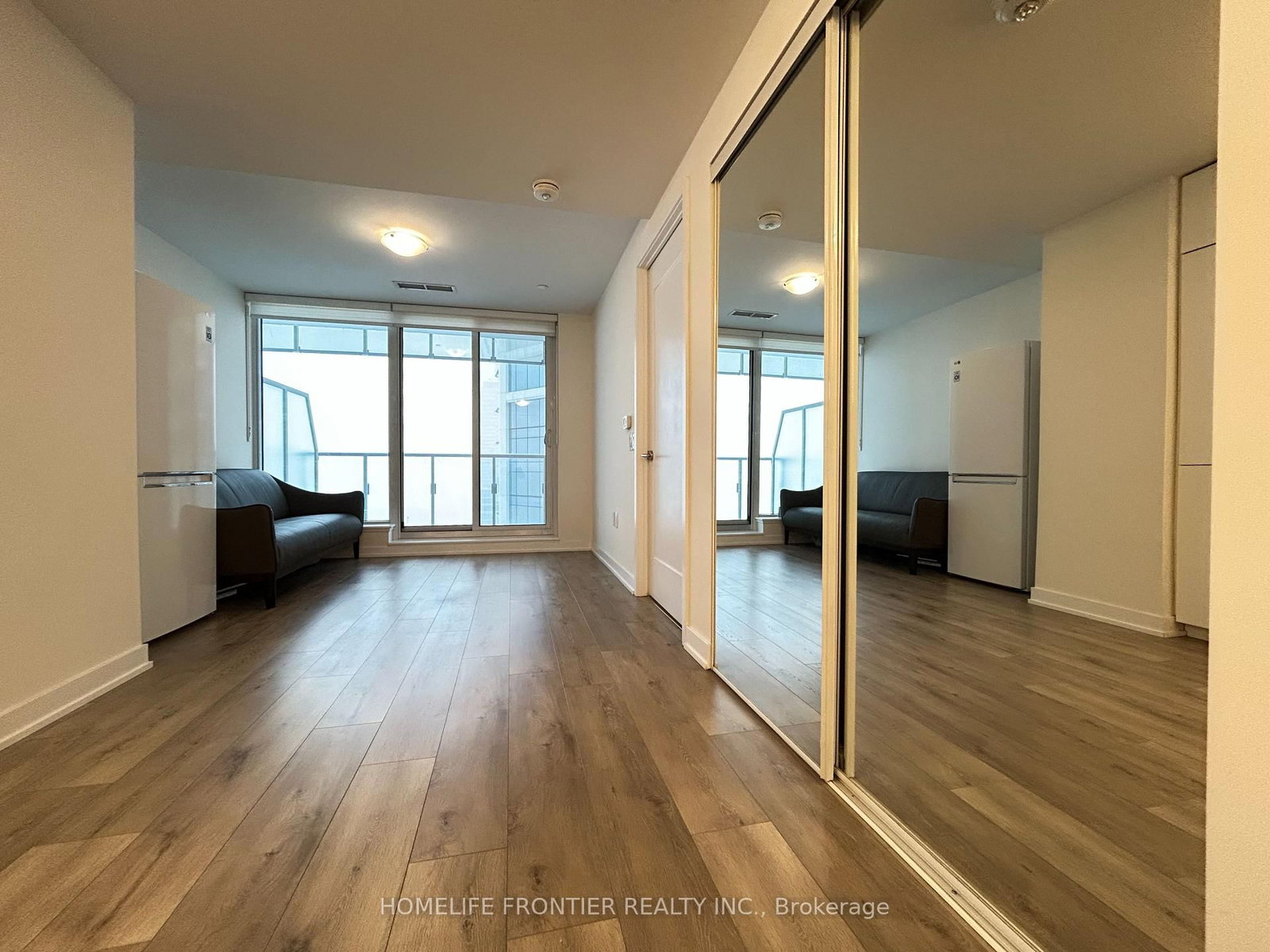 28 Freeland Street • #5403 • Toronto, ON photo 16