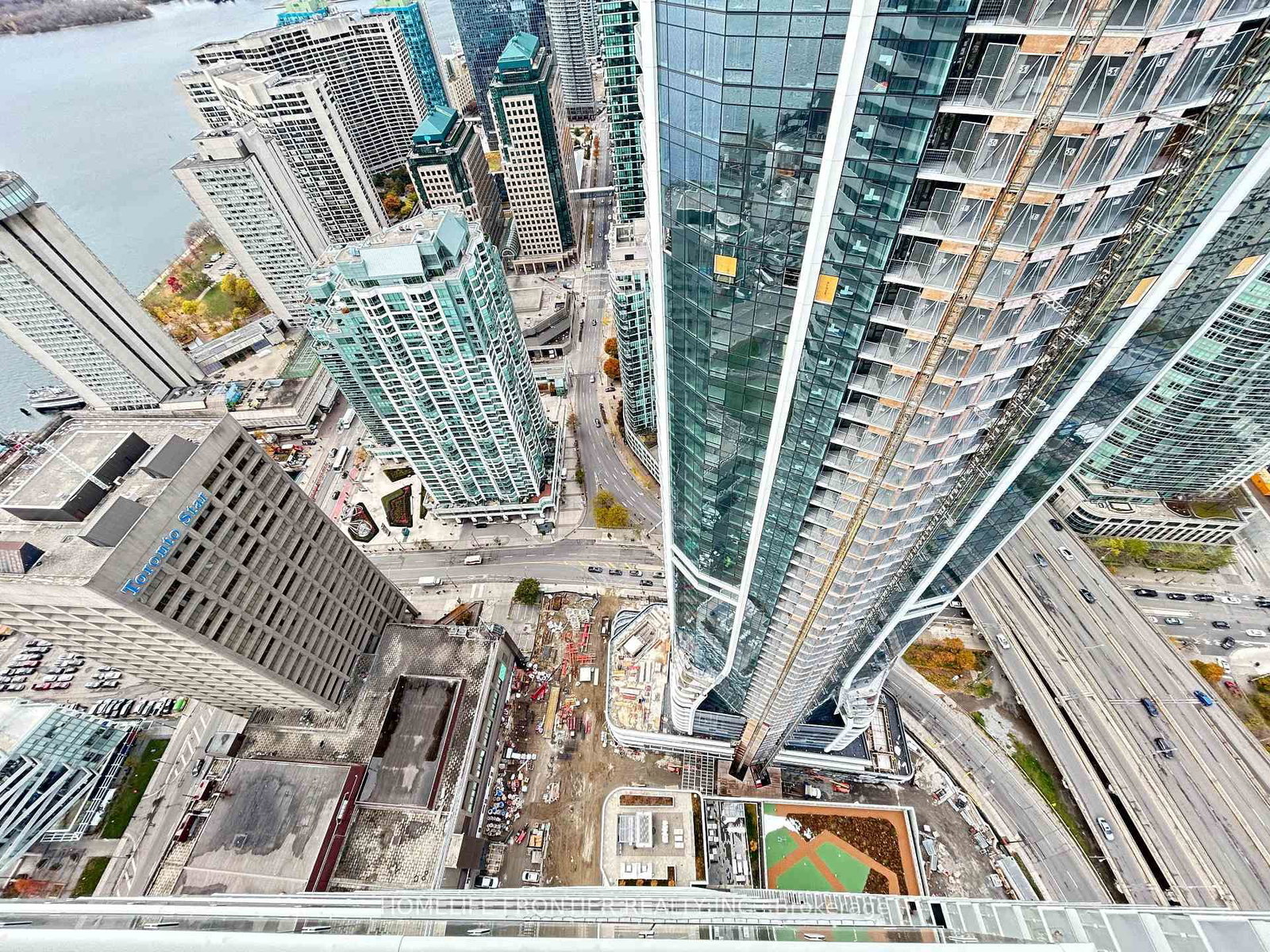 28 Freeland Street • #5403 • Toronto, ON photo 29