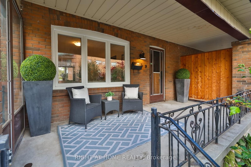 20 Winona Drive