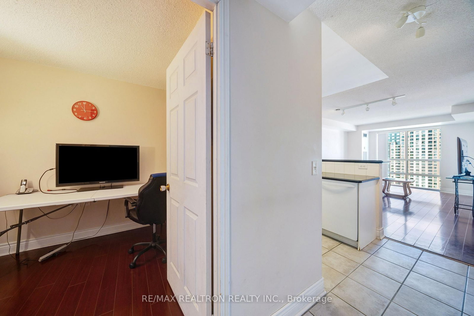 22 Olive Avenue, Unit 1901 - Photo 12